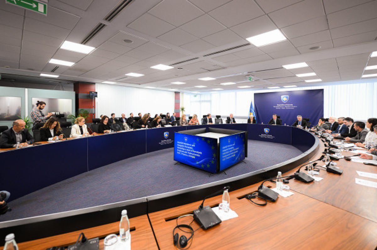 Kurti: Kosova, AB'nin Büyüme Planı'ndan 40 Milyon Euronun Üzerinde Kaynak Alamadı