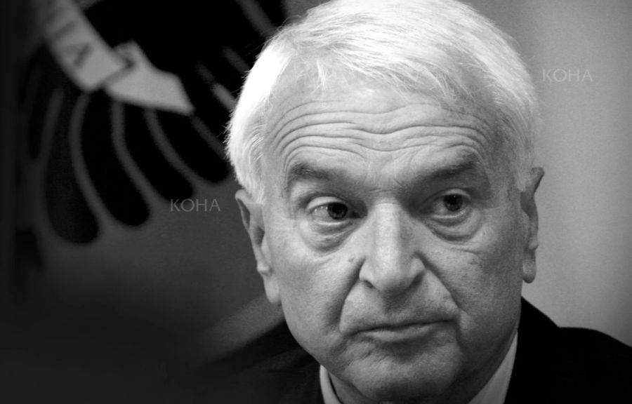 Bujar Bukoshi Vefat Etti