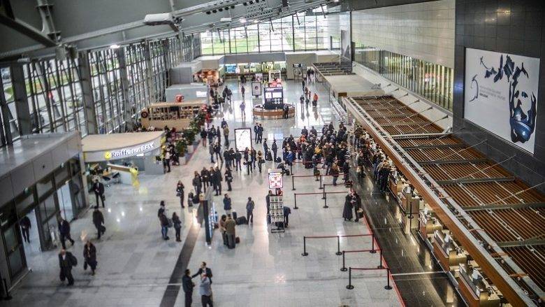 Priştine Havaalanına Oy Verelim