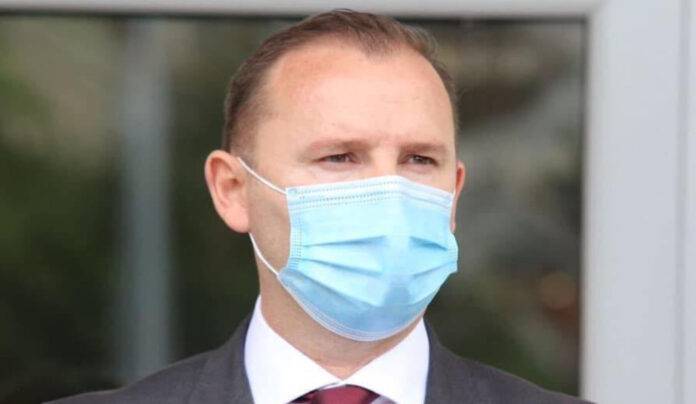 Sağlık Bakanı ve Belediye Başkanları Tedbirleri Bugün Yine Görüşecekler