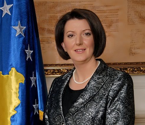 Jahjaga, Almanya Konferansından Ülkeye  Döndü