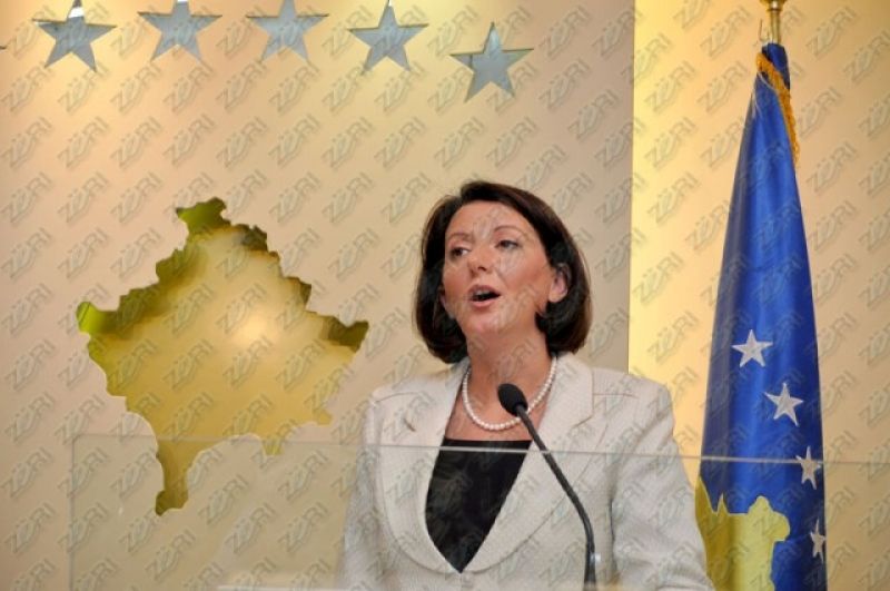 Jahjaga'ya İş Arıyorlar