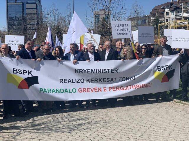 Kamu Kurumlarında Bugün 1 Saatlik Grev