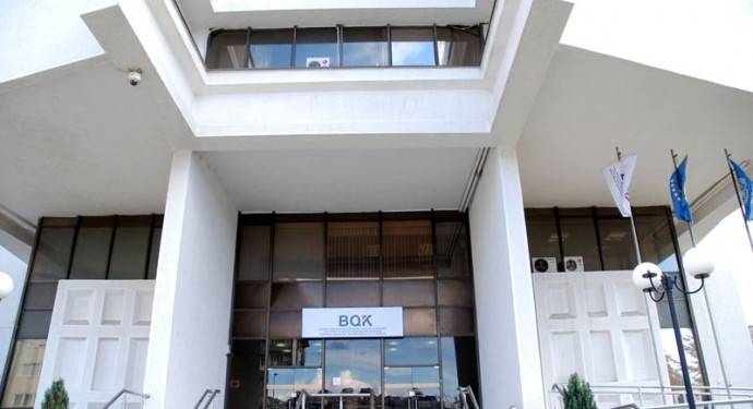 Ülkemizde Ticari Bankaların Karı Yüksek