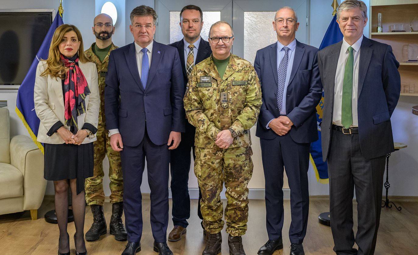 KFOR, AB Arabuluculuğunda Diyalogu Desteklemeye Devam Ediyor