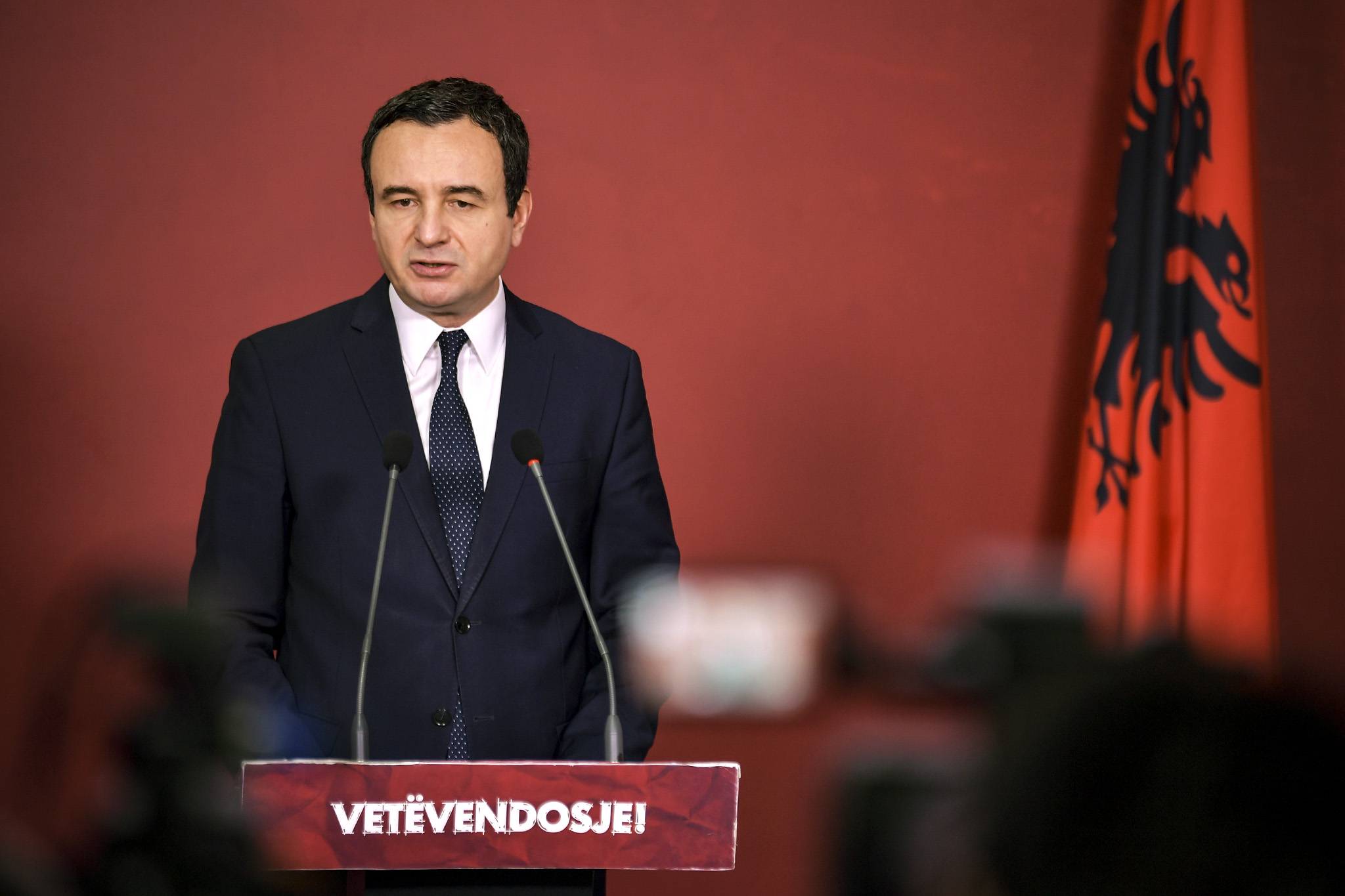 Albin Kurti Bugün Vetvendosje Başkanlığına  Adaylığını Açıklayacak