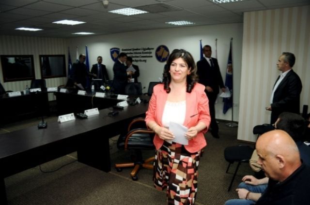 Vetvendosje, Daka'nın İstifasını İstiyor
