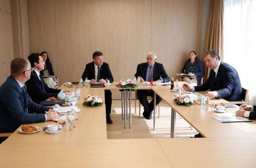 Kosova-Sırbistan Diyalogunda ABD AB’den Daha İyimser