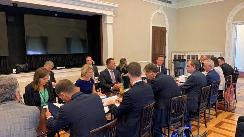 Sırbistan ve Kosova Liderlerinin Beyaz Saray'daki Görüşmelerinde İlerleme ağlandı