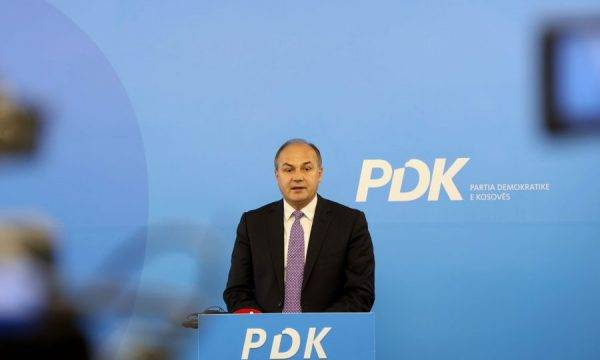 Hoxhaj da Büyükelçilerin Görevden Alınmalarına Tepkili