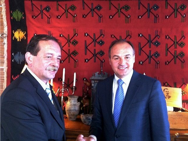 Almanya Kosova'nın Stratejik Partneri