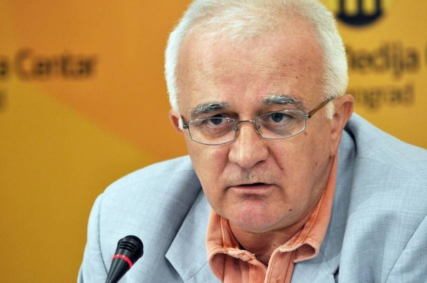 Vuçiç, Kosova’nın Tanınmasını Kabul Etti