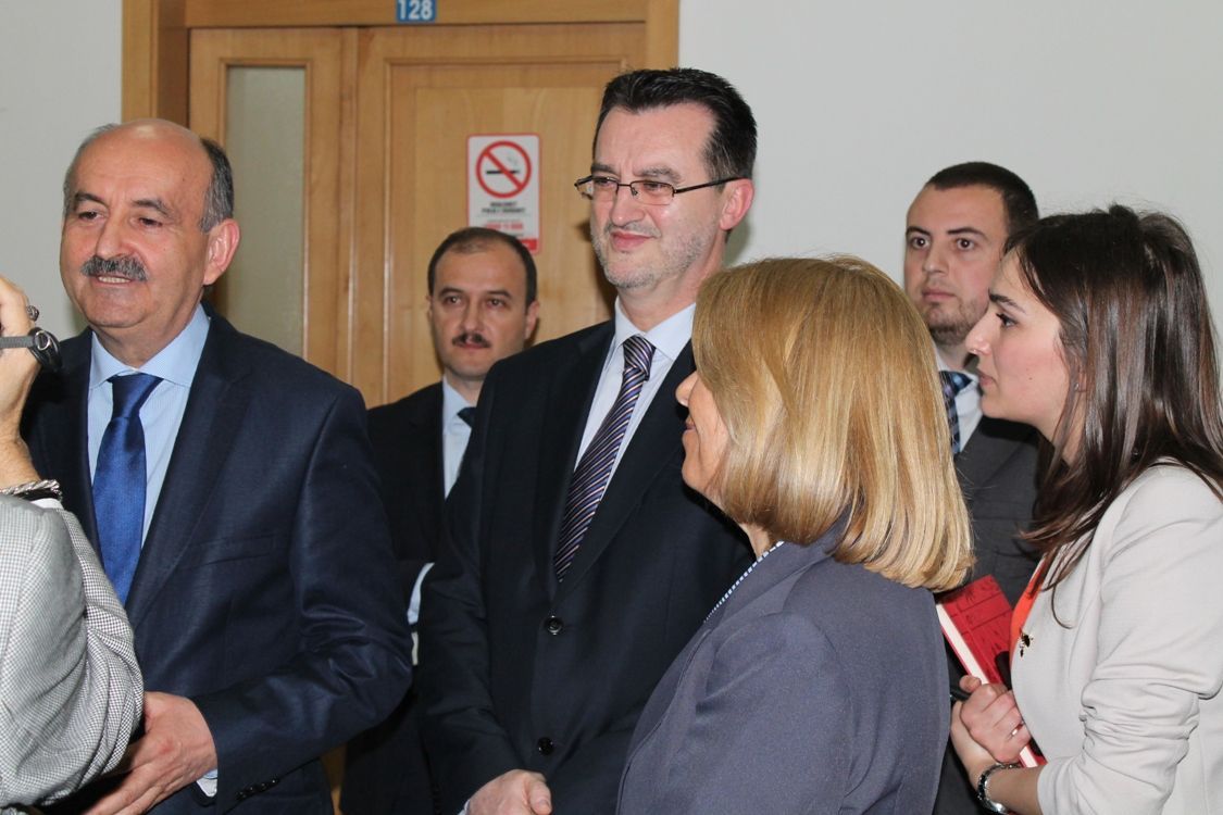 Sağlık Bakanı Müezzinoğlu: Kosova'ya 60 Yataklı Yoğun Bakım Servisi İnşa Edeceğiz
