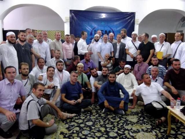 İslam Birliği 800 Kosovalıyı Hacca Gönderdi