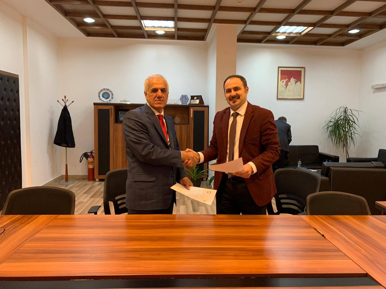 Prizren Üniversitesi ve Dumlupınar Üniversitesi Arasında İşbirliği Anlaşması İmzalandı