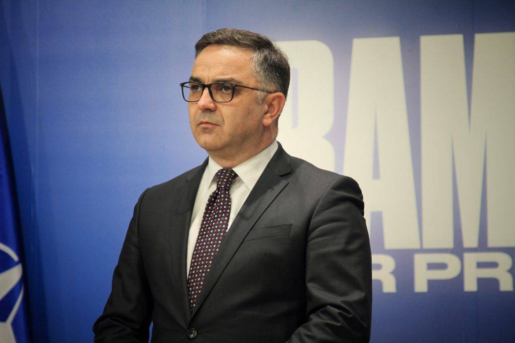 AAK, Meclisin Tatili Kestirmesini İstiyor
