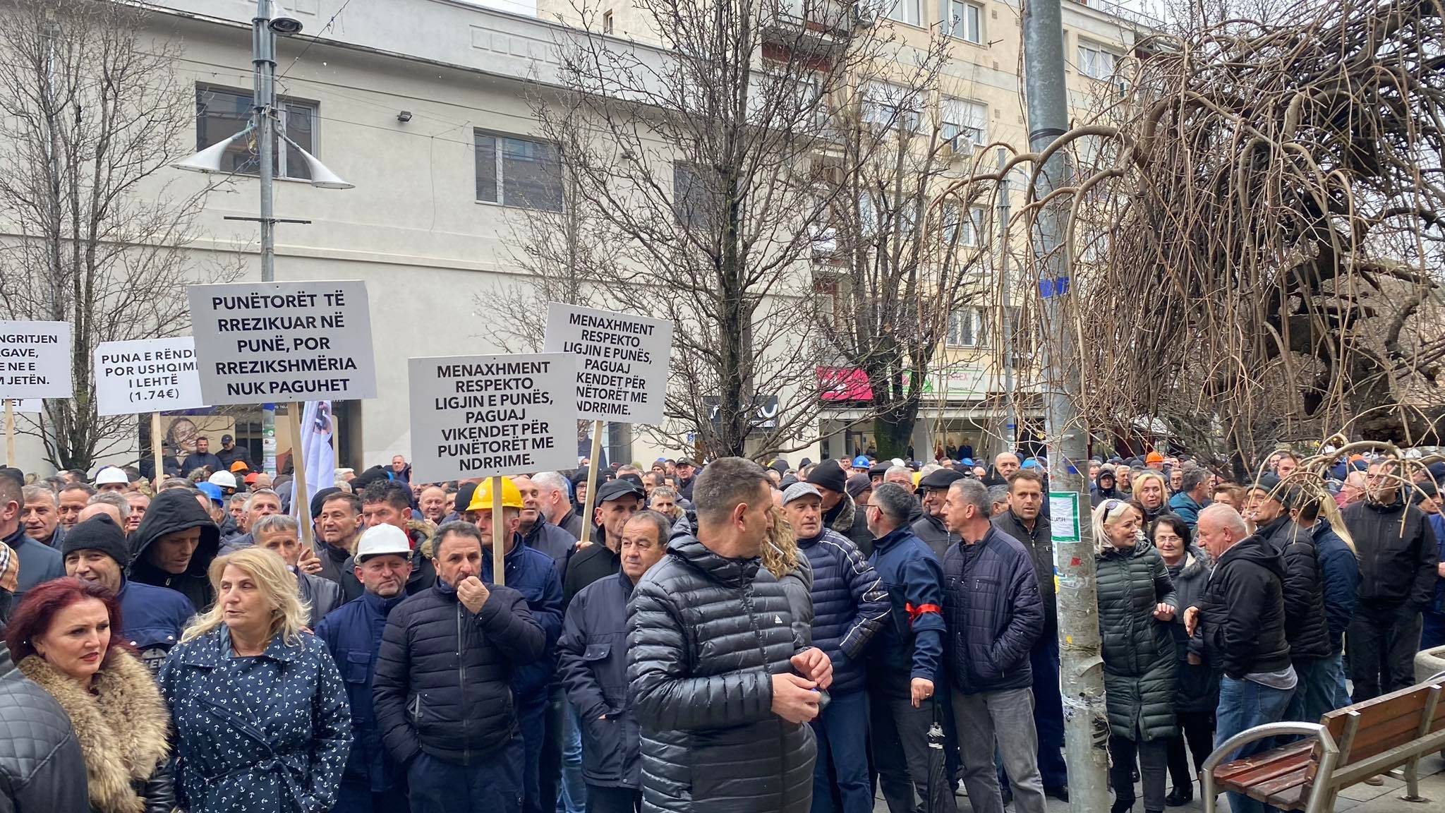 KEK Sendikası: Maaşlar Artmazsa Kosova’yı Karanlıkta Bırakacağız