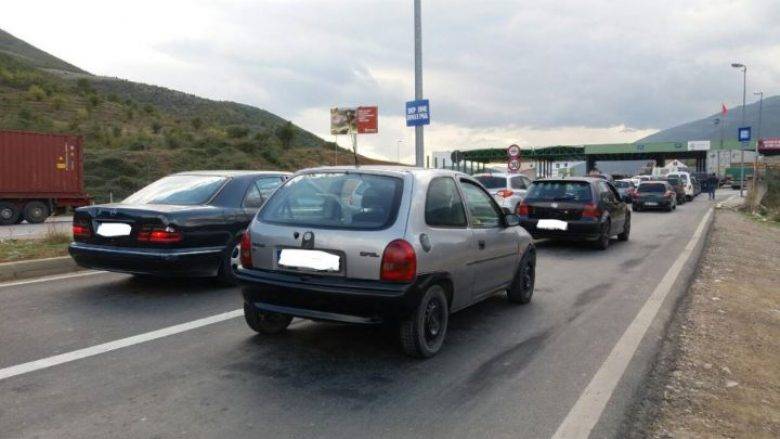 Merdare’de Bu Sabah da Uzun Kuyruklar
