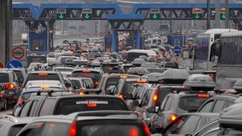 Merdare’de Kosova’dan Çıkarken Bekleme 3 Saat