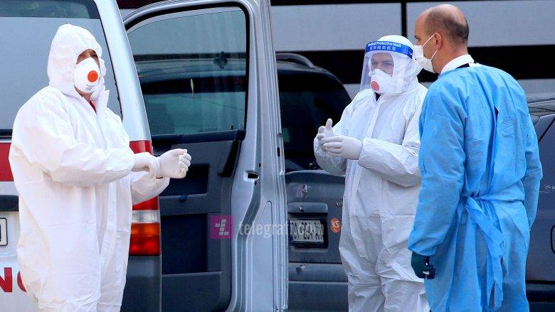 Kosova'da  Koronavirüse Yenik Düşen İlk Doktor