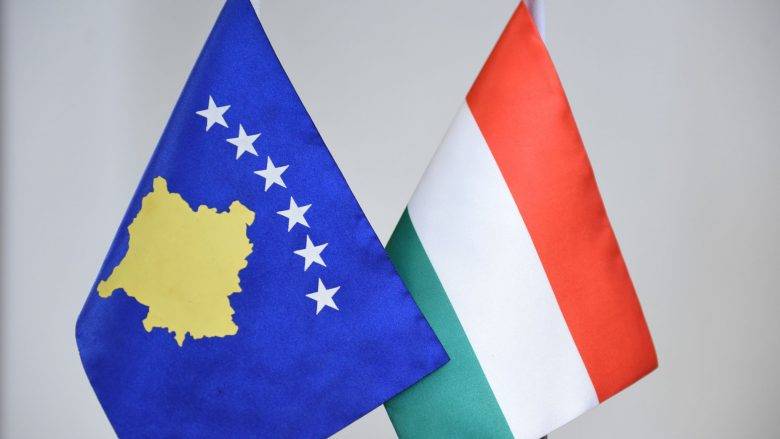 Macaristan, Kosova'nın Olası AB Üyeliğine Karşı Oy Kullanacağını Açıkladı