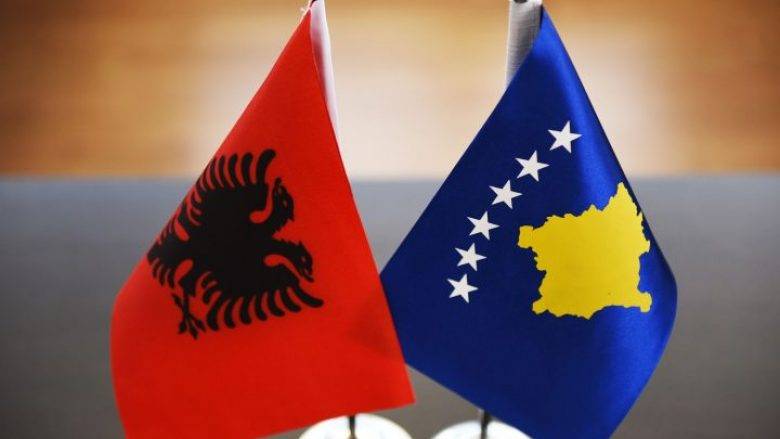 Arnavutluk ile Kosova Parlamentosunun Ortak Oturumu Kasımda Yapılacak