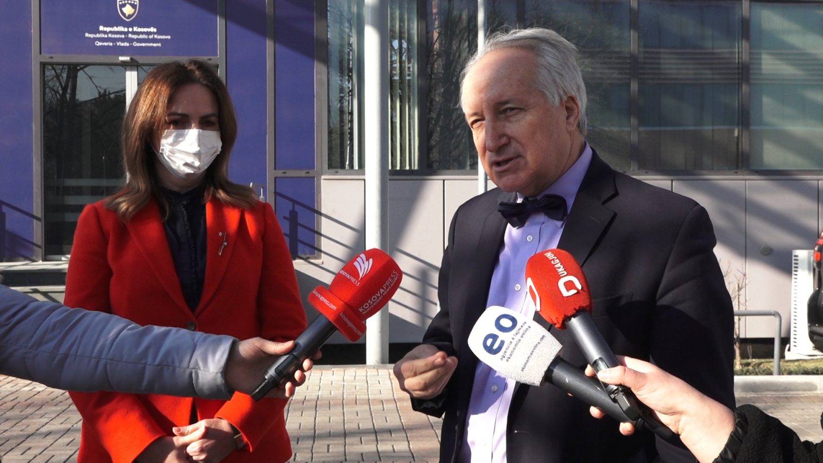 Bu Pandemi Durumda Okulların Açık Tutulması Amaçlanıyor