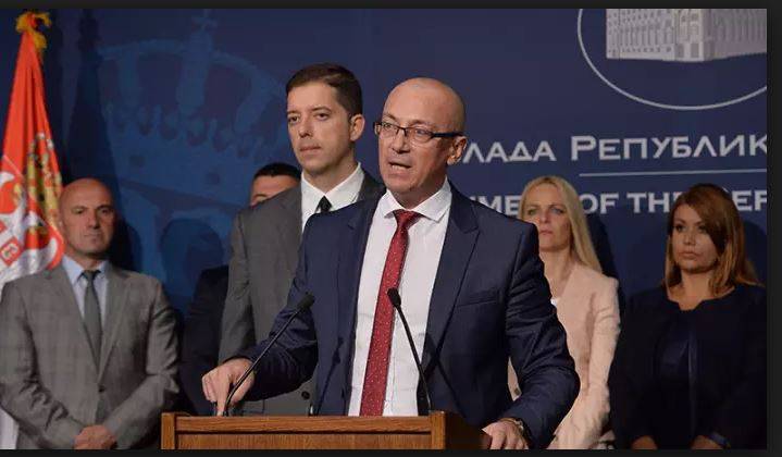 Sırp Listesi, Araç Plakaları İçin Vuçiç ile Acil Görüşmek İstiyor