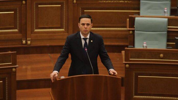 İki Yıllık LVV İktidarının Beceriksizliğini Anladık