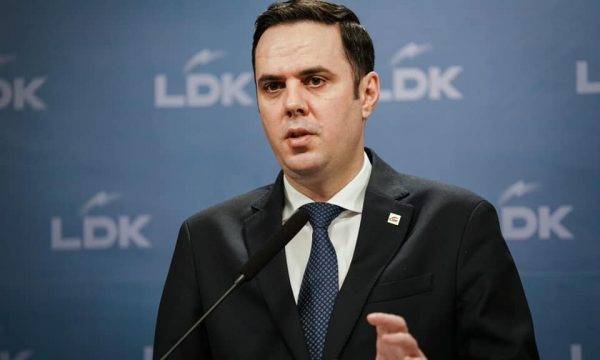 Abdixhiku, Hoti Hükümetinde Bakan Olmayacak
