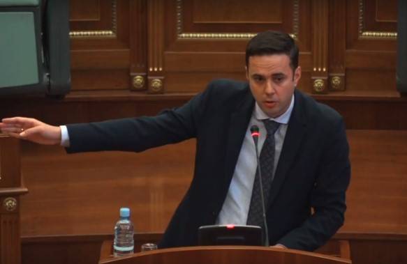 Hükümet Yetkilileri Maaşlarının Artışı Nedeniyle  Birçok Proje Gerçekleşmeyecek