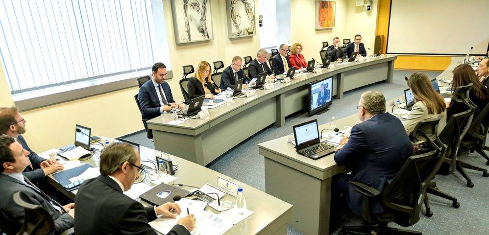 Hükümet Acil Durum İlan Etti