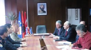 Büyükelçi Songül Ozan Vuçitırın ve Mitroviça'yı Ziyaret Etti