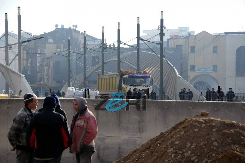 Duvar Yıkılacak,  Birlik de Kurulacak