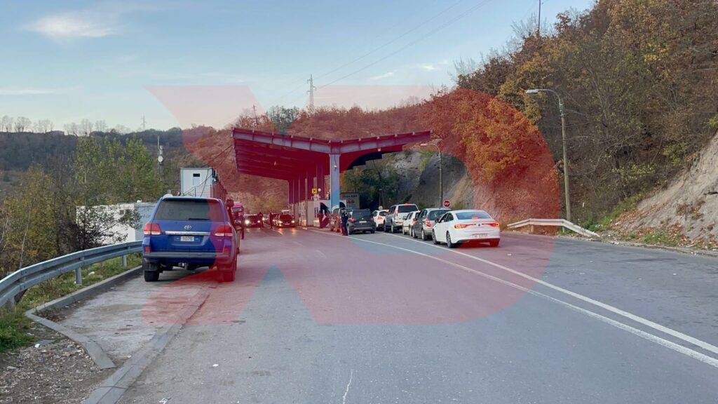 Jarinje ve Brnjak Sınır Geçitleri Trafiğe Açıldı