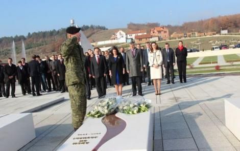 Thaçi ve Jahjaga, Jashari Ailesini Ziyaret Etmedi