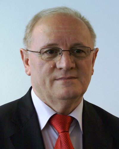 Manaj: LDK Bakanları İstifalarını Veriyor