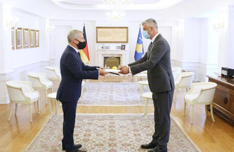 Thaçi, Alman Büyükelçisinden Güven Mektuplarını Teslim Aldı