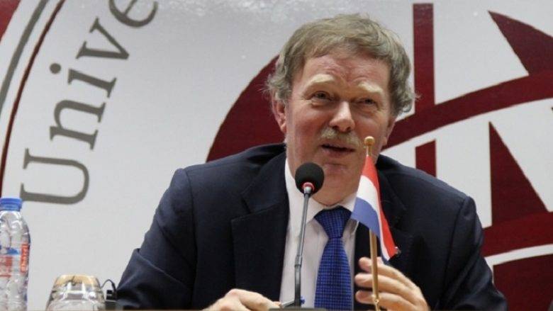 Kosova'ya Vizeler Daha Önceleri Kaldırılmalıydı