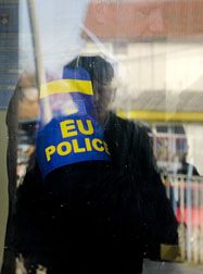 Kosova'da yolsuzlukla mücadele yavaş ilerliyor