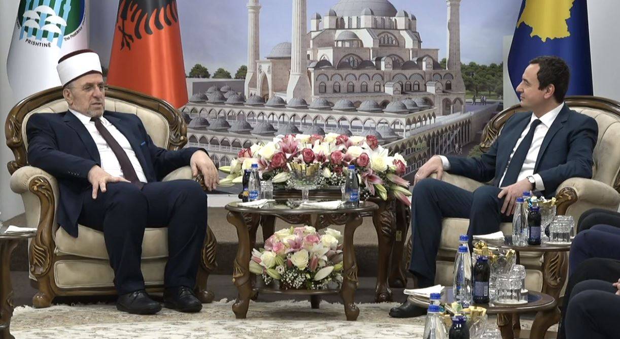 Kurti’den, Kosova Devleti İmarına Katkısı İçin Ternava’ya Teşekkür