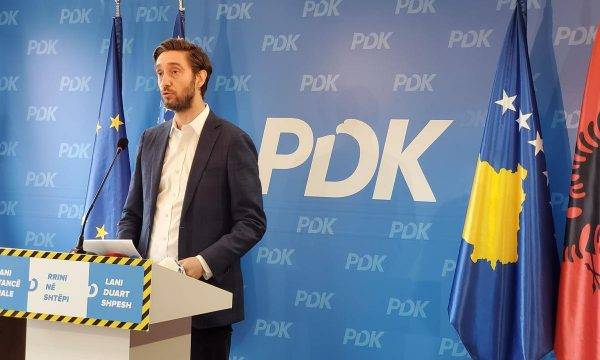 Eski Bakan, Priştine Belediye Başkan Adayı
