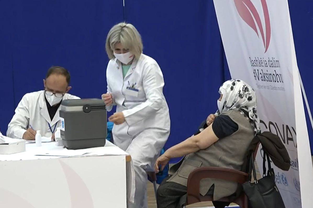 Ülke Genelinde 57 Binin Üzerinde Kişi Aşı Oldu
