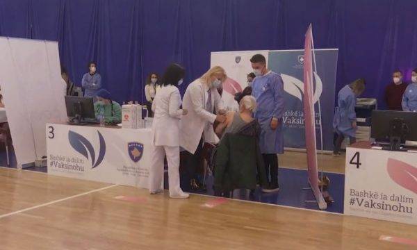 Başbakan Kurti’den Sonra Aşı Alanlar