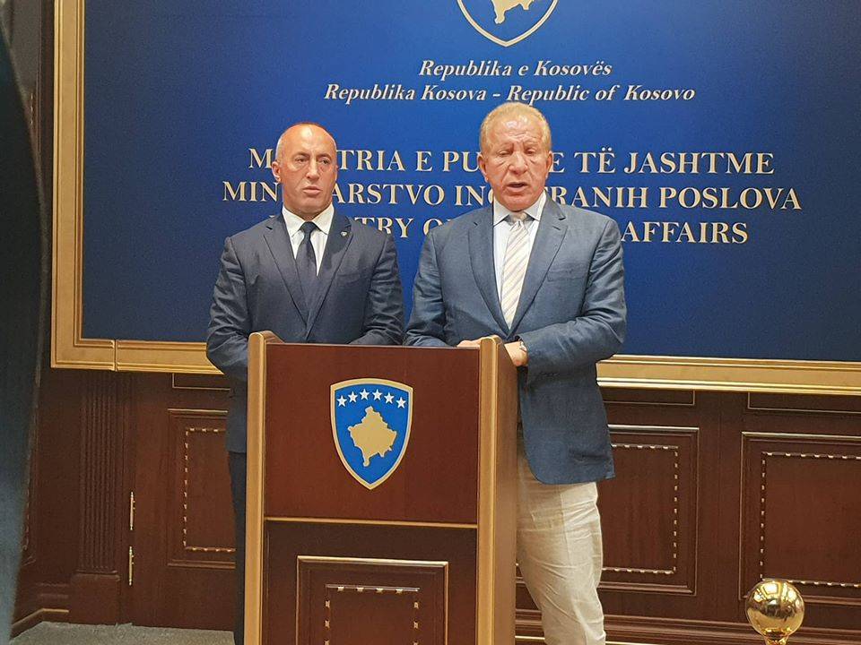 Haradinaj'dan Pacolli'nin İşine Övgü