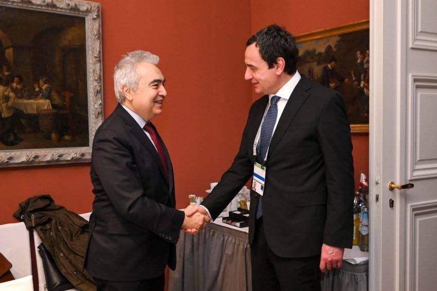 Kurti, Uluslararası Enerji Ajansı Müdürü Fatih Birol ile Görüştü
