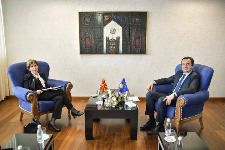 Kurti, Kuzey Makedonya Büyükelçisini Kabul Etti