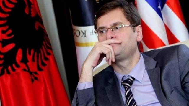 AAK,  Shala'yı Partiden İhraç Etti