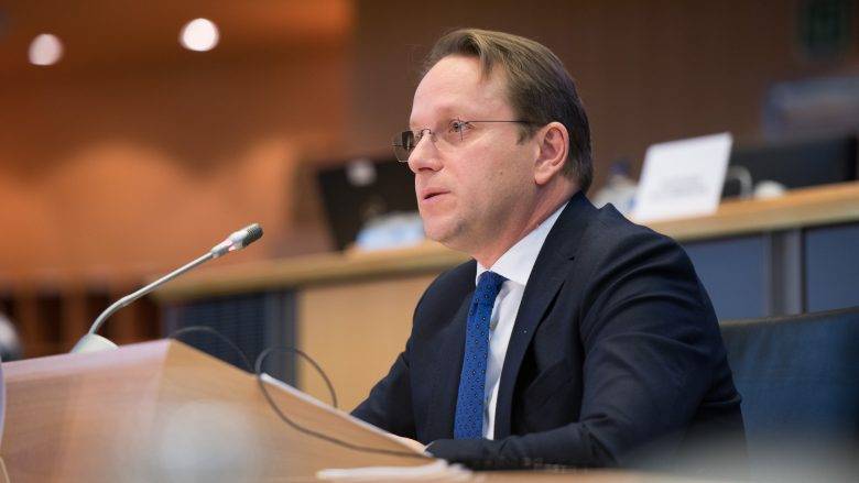 Kosova'nın Yerel Yönetim Reformlarında İlerlemesi Gerekiyor