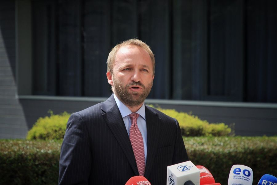 PDK’li Tahiri’den Vetëvendosje Adaylarına Sert Eleştiriler
